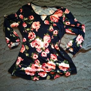 Tutta Bella maternity blouse